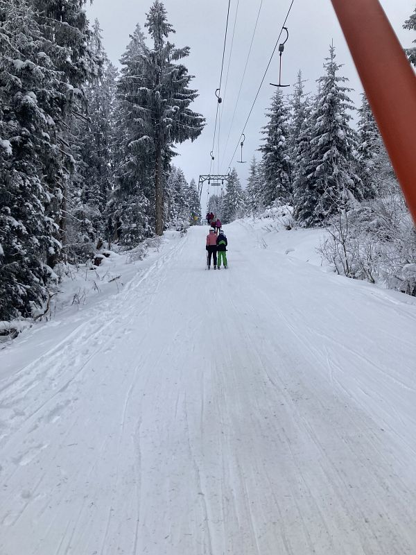 3.-Junior-Skitag_28.-Januar-2023_Team-Markus2