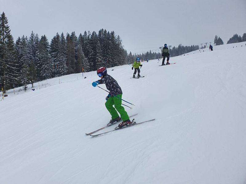 2.-Junior-Skitag_21.-Januar-2023_Team-Steffi7